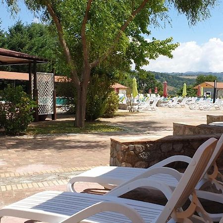 Palahotel Vallenoce Decollatura Bagian luar foto
