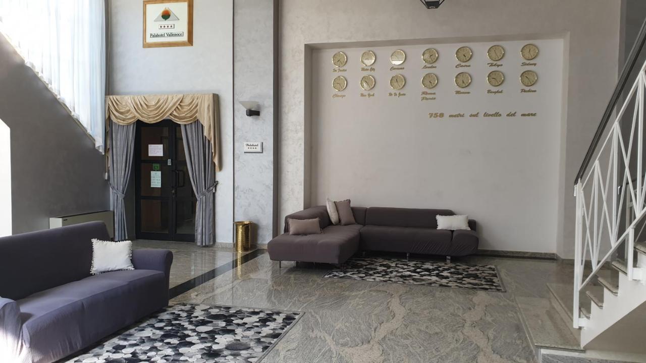 Palahotel Vallenoce Decollatura Bagian luar foto