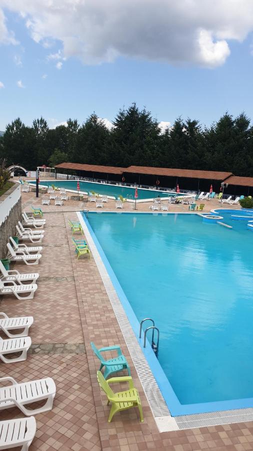 Palahotel Vallenoce Decollatura Bagian luar foto